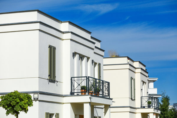 08_Klassizistische Architektur - aufwendige Fassadengestaltung