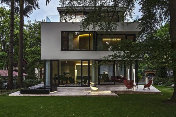 14_Modernes Einfamilienhaus - transparentes Erdgeschoss