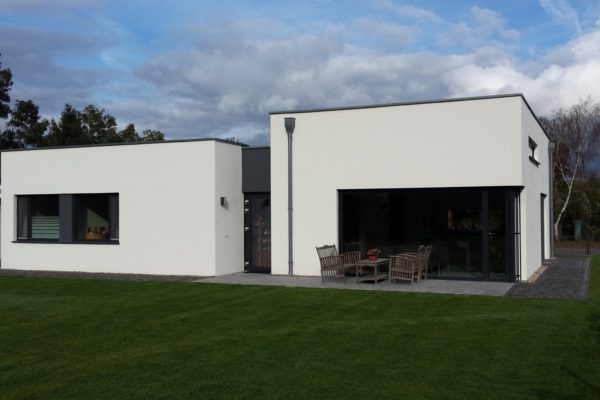 29_Einfamilienhaus - Bungalow im Bauhausstil